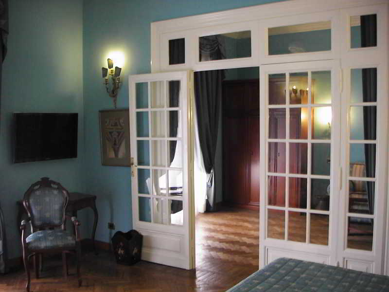Episcopo Lipinsky Luxury Frühstückspension 2*